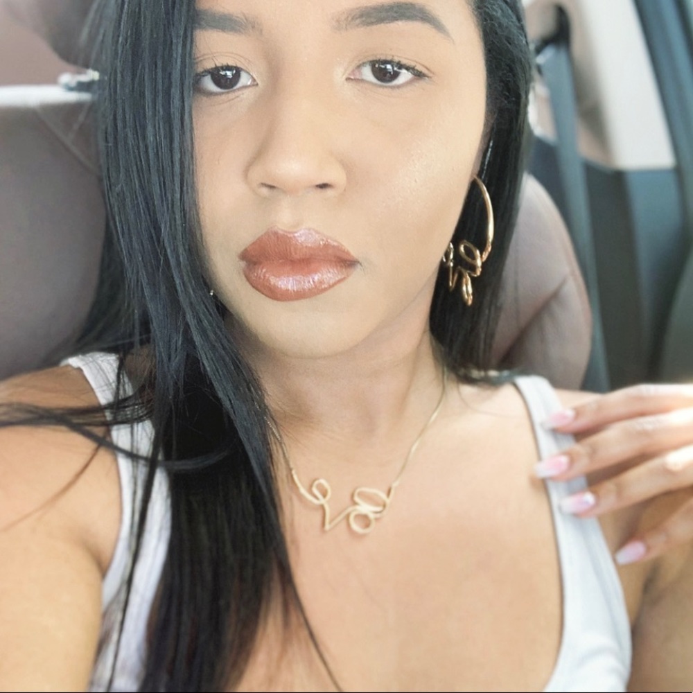 Meet your Posher, Abby